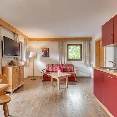 Apartment Flat With Wellness Area At The Fuegenerhof